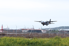 El avión de vigilancia marítima se incorpora a la misión de embargo a Libia