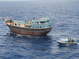 La 'Canarias' libera un pesquero iraní secuestrado desde hace cinco meses