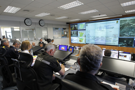 Chacón dice que lo más urgente es dar alojamiento a los vecinos de Lorca