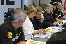 Chacón dice que lo más urgente es dar alojamiento a los vecinos de Lorca