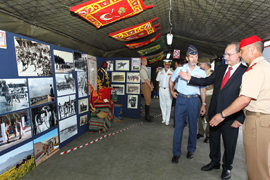 DIFAS. Inauguración de la exposición de material militar en el puerto de Málaga