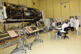 Chacón: “España dispondrá de un satélite de uso civil y militar”