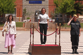 La ministra de Defensa, Carme Chacón recibe Honores a cargo de un piquete