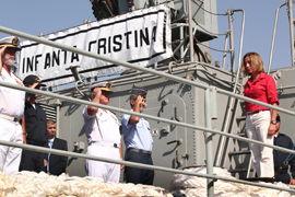 Honores a la llegada al patrullero