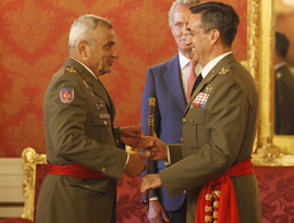 Toma de posesión del jefe de Estado Mayor del Ejército de Tierra