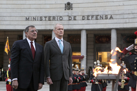 Morenés y Panetta destacan las excelentes relaciones entre EEUU y España