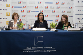 La subsecretaria de Defensa participa en el Foro Mujeres Diálogo