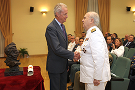 El ministro de Defensa clausura el XLIX Ciclo Aacadémico