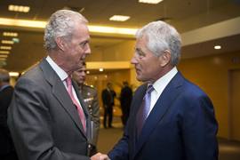 Coincidiendo con la reunión de ministros de Defensa de la OTAN