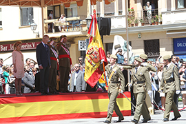 El ministro de Defensa presidió el acto organizado por el Ayuntamiento