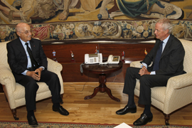 Morenés recibe al Inspector General de las FAS marroquíes