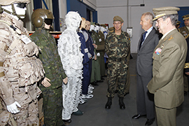 El ministro de Defensa, Pedro Morenés, ha visitado hoy el Parque y Centro de Abastecimiento de Material de Intendencia (PCAMI)