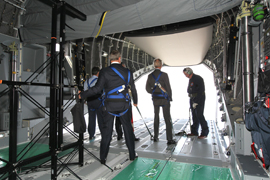 El ministro de Defensa, Pedro Morenes, junto con el general Salvador Cienfuegos, secretario de Defensa Nacional de México y el almirante Francisco Vidal Soberón, secretario de Marina, visitan la factoría de Airbus Military en Sevilla.