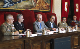 El ministro de Defensa, ha inaugurado hoy en el Centro de Estudios Superiores de la Defensa Nacional, el XIII Curso de Altos Estudidos Estratégicos para Oficiales Iberoamericanos