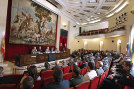 El ministro de Defensa, ha inaugurado hoy en el Centro de Estudios Superiores de la Defensa Nacional, el XIII Curso de Altos Estudidos Estratégicos para Oficiales Iberoamericanos