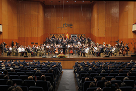 en el Teatro Monumental de Madrid