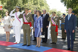 Los Reyes presiden el homenaje a los que dieron su vida por España
