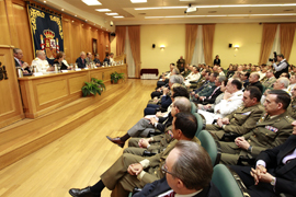 El ministro de Defensa clausura el XV Curso de Estado Mayor