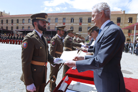 El Rey preside la entrega de despachos en Zaragoza