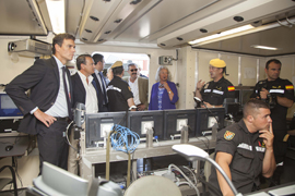 Una Delegación parlamentaria visita la Unidad Militar de Emergencias