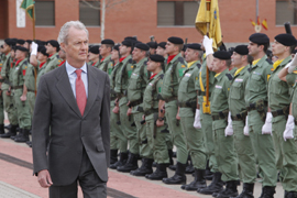 Morenés preside el LXI aniversario de la BRIPAC