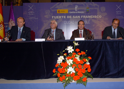 EL MINISTRO DE DEFENSA AFIRMA QUE LAS ADMINISTRACIONES DEBEN ENTENDERSE PARA BENEFICIAR A LOS CIUDADANOS