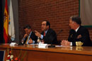 El ministro de Defensa durante la conferencia en la Universidad de Pontevedra.
