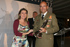 Premio Defensa para estudio e investigación en centros docentes de estudios militares al teniente coronel José Miguel Castillo, entrega el premio la subsecretaria de Defensa María Victoria San José