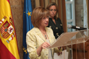 La ministra de Medio Ambiente, y Medio Rural y Marino, Elena Espinosa que compareció junto a la ministra de Defensa, Carme Chacón