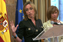 Carme Chacón, que compareció junto a la ministra de Medio Ambiente, y Medio Rural y Marino, Elena Espinosa