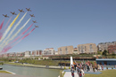La Patrulla &Aacute;guila cierra el acto sobrevolando el Parque de las LLamas