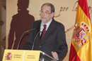 Javier Solana dirige unas palabras de agradecimiento