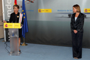 Chacón condecora a la Directora de la Agencia Europea de Defensa