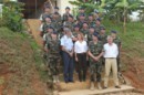Foto familia con los componentes de la Misión EUTM-Somalia