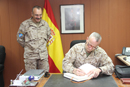 Visita del nuevo jefe de ISAF a las tropas españolas en Badghis