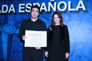 Premio página Web,hace entrega del premio la Subsecretaria de Defensa