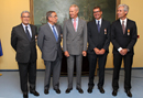 El ministro con los condecorados