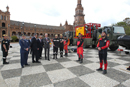 El ministro de Defensa, Pedro Morenes, junto con el general Salvador Cienfuegos, secretario de Defensa Nacional de México y el almirante Francisco Vidal Soberón, secretario de Marina, asisten a un despliegue de la UME (Unidad Militar de Emergencias) en Sevilla.
