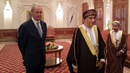 El ministro de Defensa. con el vice primer ministro de Omán, Su Alteza Sayyid Fahd bin Mahmoud Al Said
