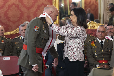 Reconocimiento a la excelencia a altos mandos de las Fuerzas Armadas, Guardia Civil y Policía Nacional