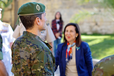 Margarita Robles reconoce el trabajo del Mando de Operaciones Especiales en Letur tras el paso de la dana