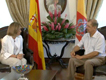 Carme Chacón se entrevista con representantes del país para adoptar nuevas medidas contra la piratería