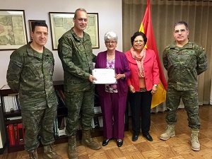 Lexalynn Hooper en la Agregaduría de Defensa