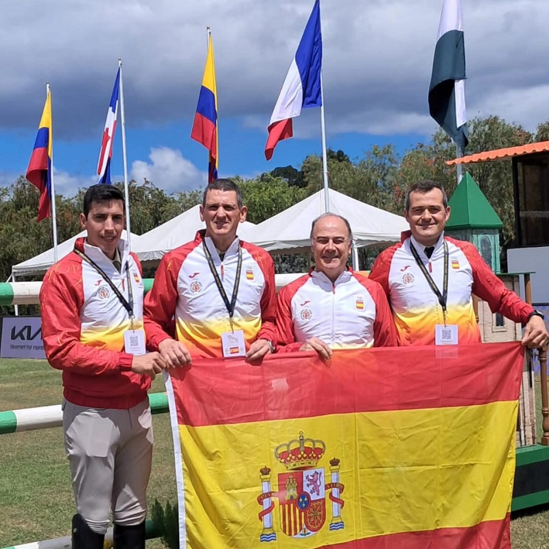 Participación en el 26º Campeonato del Mundo Militar en Quito