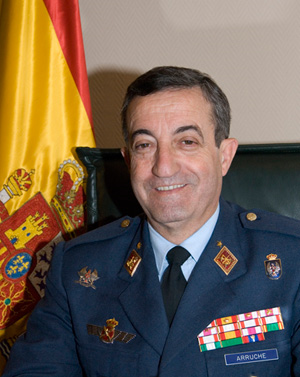 Teniente General del Ejército del Aire (R) D. Carlos Gómez Arruche, presidente del ANDC-ESP