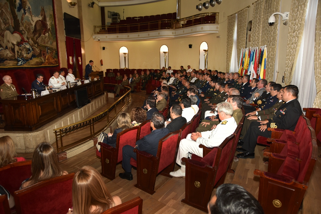 Foto Curso de Altos Estudios Estratégicos para Oficiales Superiores Iberoamericanos (AEEOSI)
