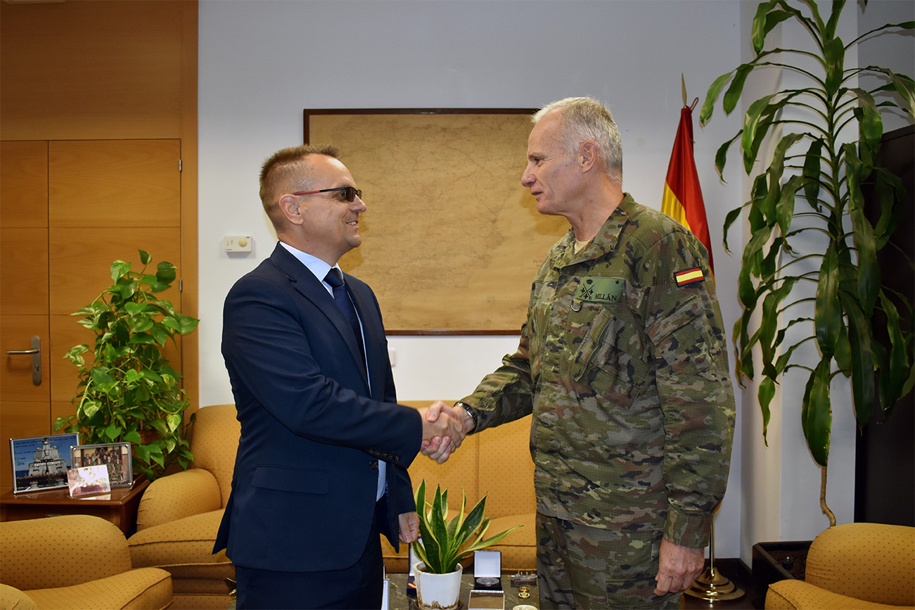 El CIO adjunto de la OTAN se reúne con el teniente general Millán para conocer la transformación digital del Ministerio de Defensa