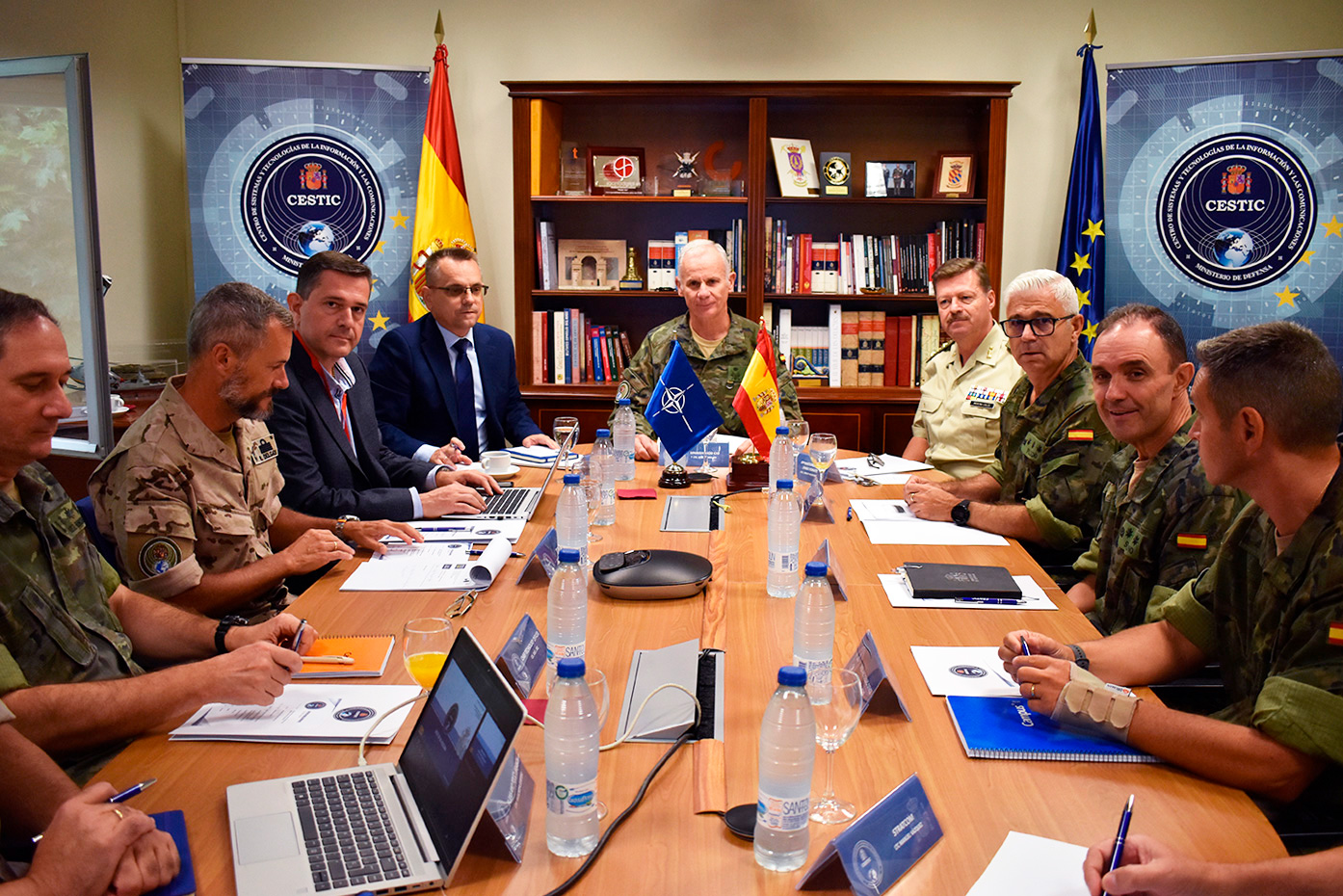 El CIO adjunto de la OTAN se reúne con el teniente general Millán para conocer la transformación digital del Ministerio de Defensa