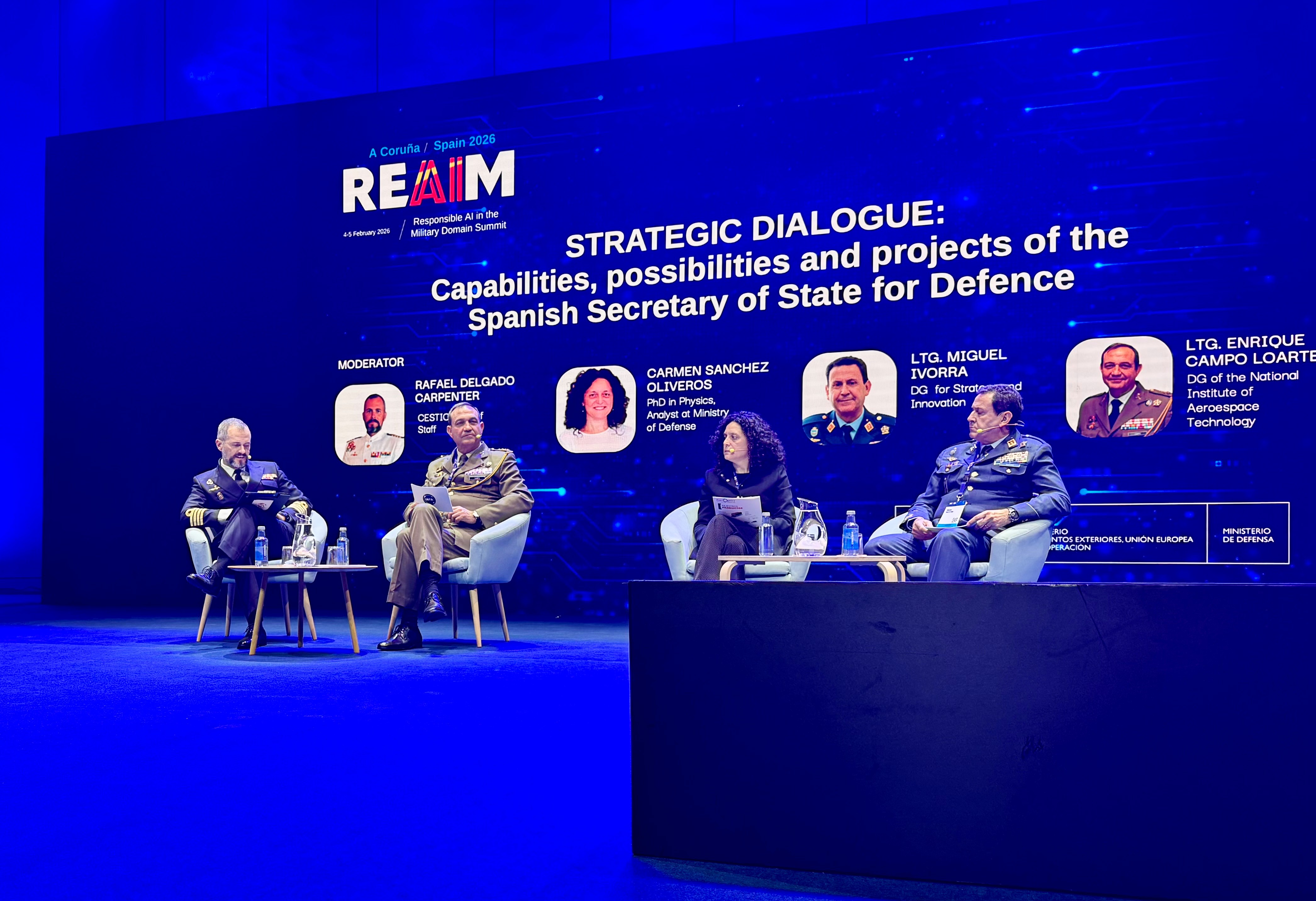 Panel Rafael DC 040226