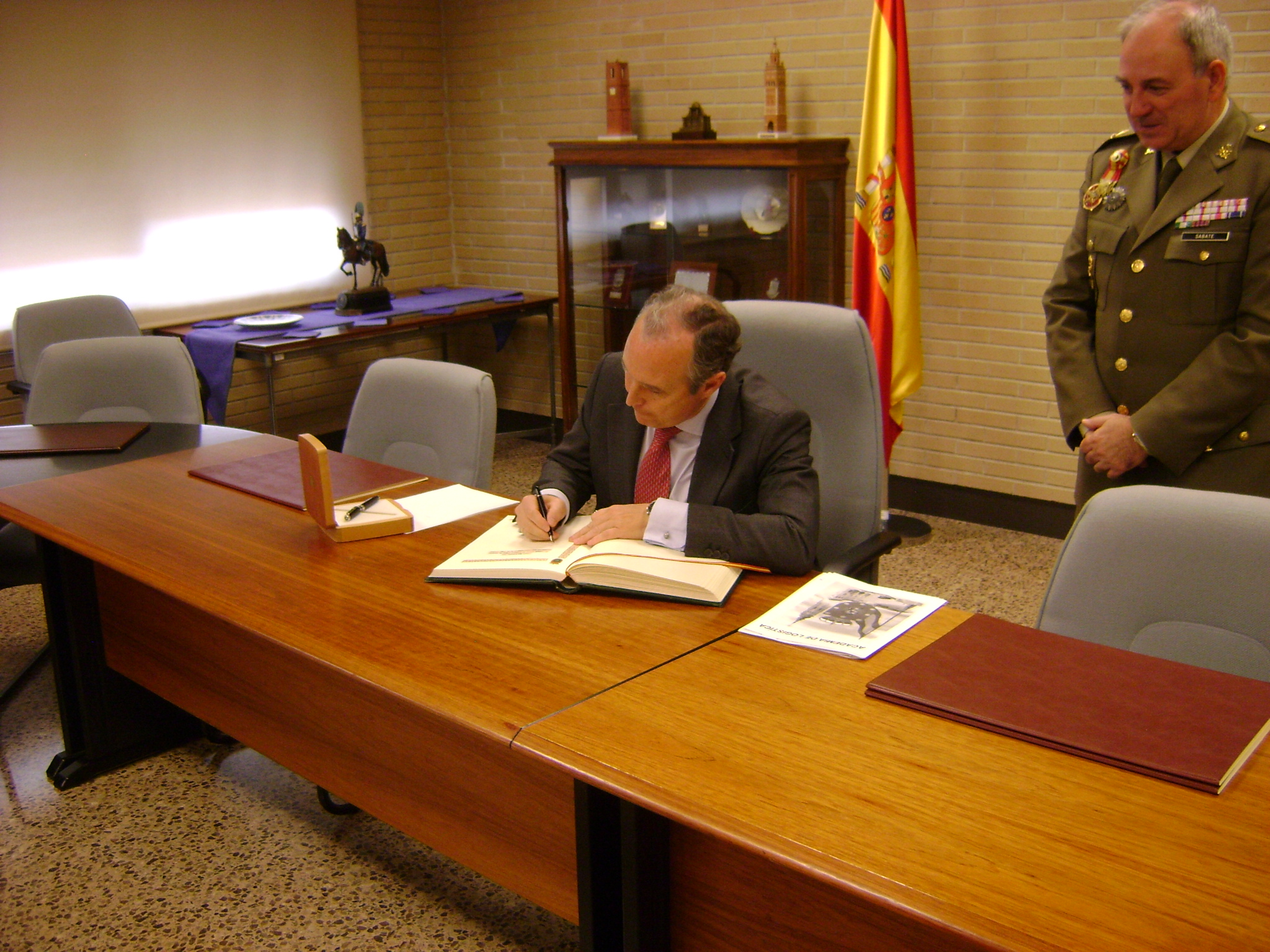 Visita Academia de Logística (Calatayud)